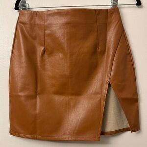 Lulu’s faux leather mini skirt- XS